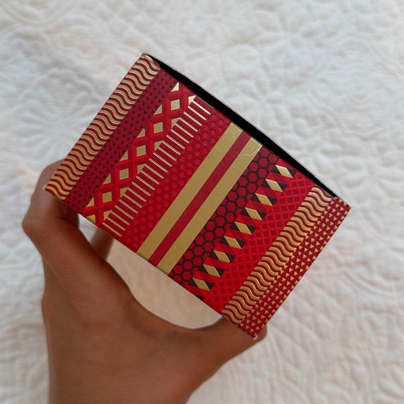 NIB NEST Holiday Reed Diffuser - Picture 4 of 6